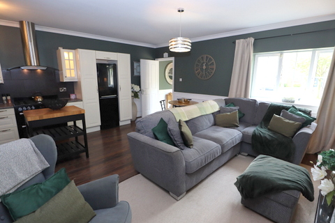 28 Seabury Lawns, Mornington, 2 Bedrooms Bedrooms, ,1 BathroomBathrooms,Apartment,SALE AGREED,28 Seabury Lawns,1726