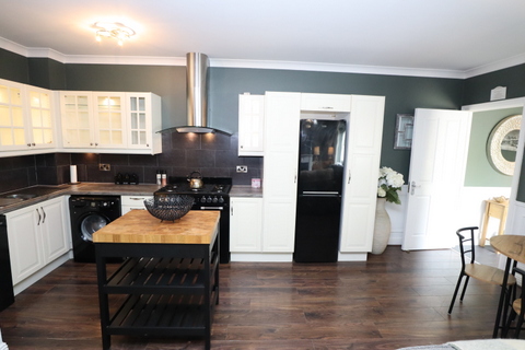 28 Seabury Lawns, Mornington, 2 Bedrooms Bedrooms, ,1 BathroomBathrooms,Apartment,SALE AGREED,28 Seabury Lawns,1726