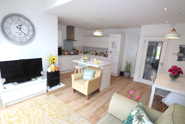 15 Glenmore Drive, Drogheda, 3 Bedrooms Bedrooms, ,2 BathroomsBathrooms,Residential,SALE AGREED,15 Glenmore Drive,1779