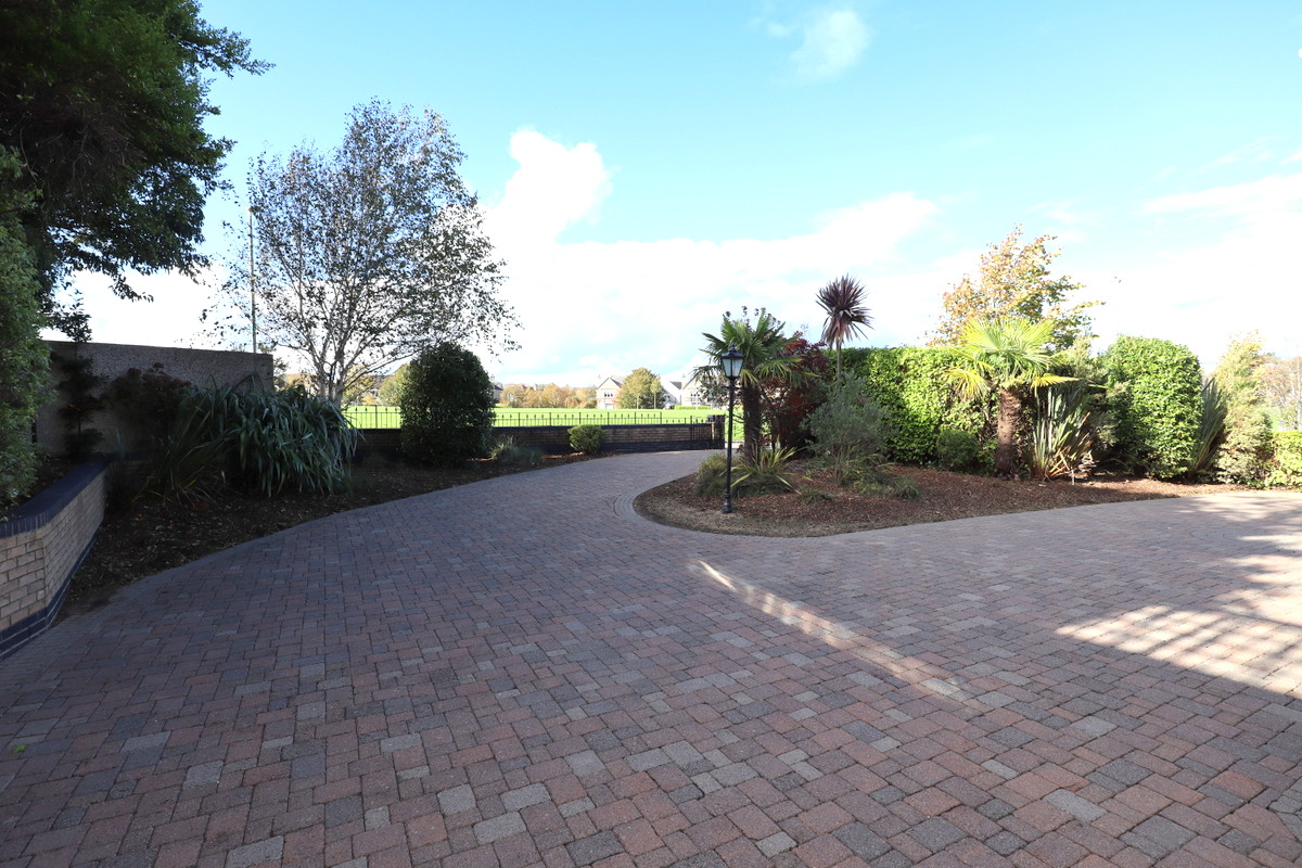 Drogheda, A92 DNW4, 5 Bedrooms Bedrooms, ,4 BathroomsBathrooms,Residential,SALE AGREED,1784