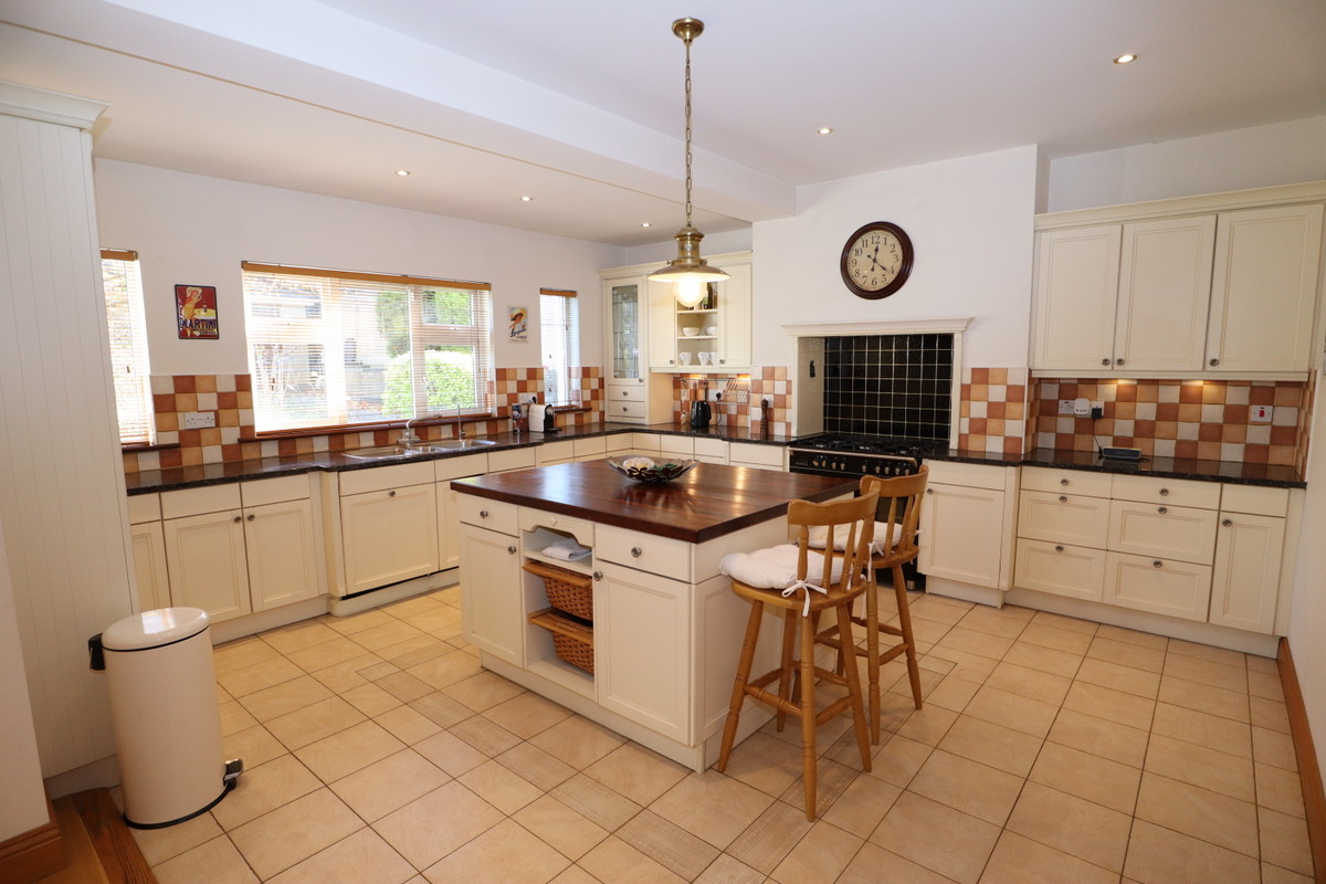 Drogheda, A92 DNW4, 5 Bedrooms Bedrooms, ,4 BathroomsBathrooms,Residential,SALE AGREED,1784