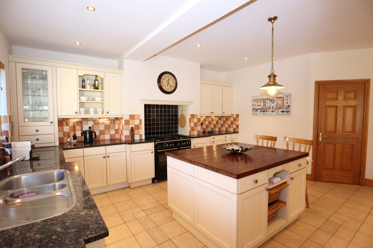 Drogheda, A92 DNW4, 5 Bedrooms Bedrooms, ,4 BathroomsBathrooms,Residential,SALE AGREED,1784