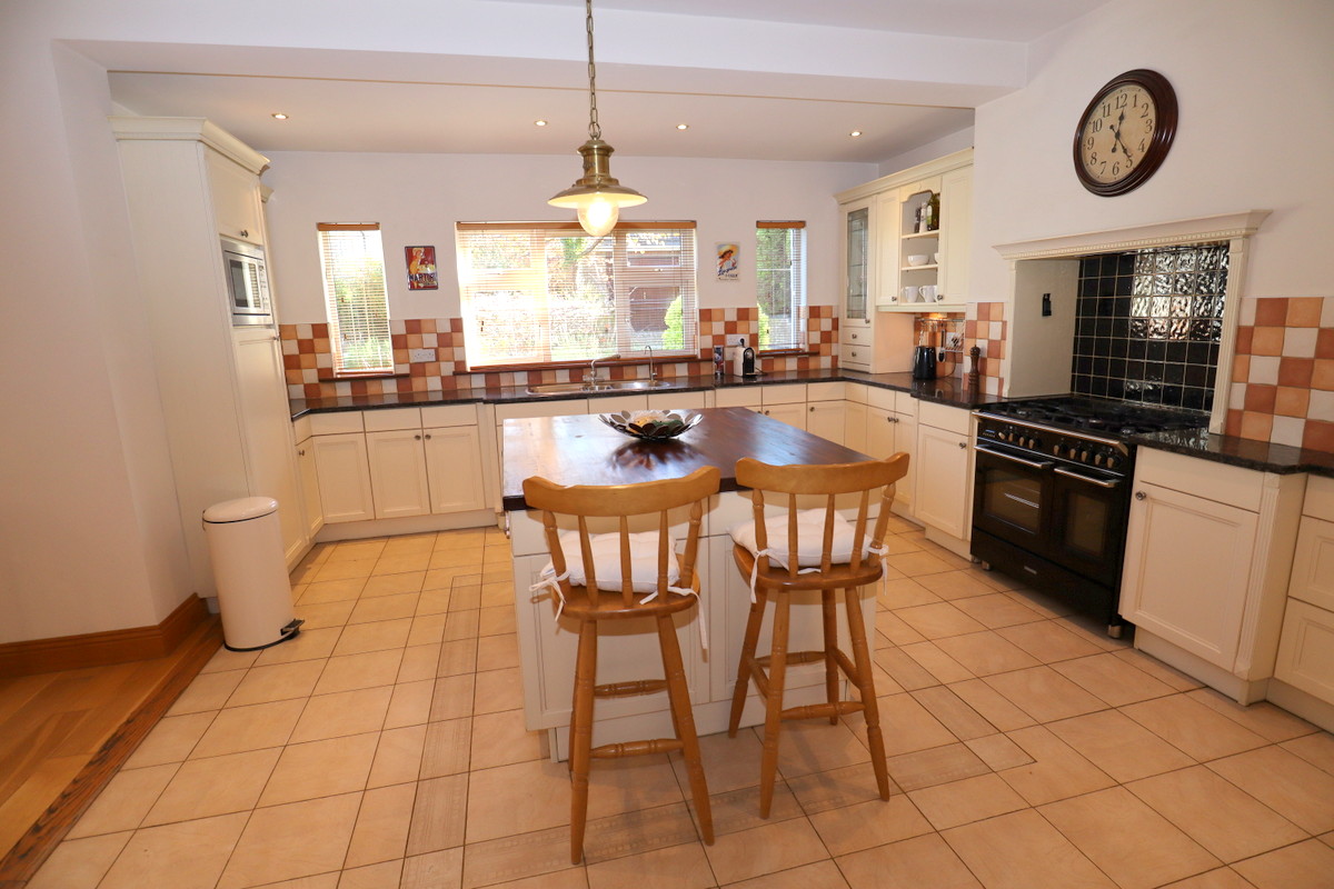 Drogheda, A92 DNW4, 5 Bedrooms Bedrooms, ,4 BathroomsBathrooms,Residential,SALE AGREED,1784