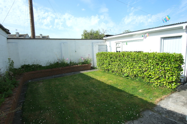 7 Donore Road, Drogheda, A92 DXR4, 4 Bedrooms Bedrooms, 0 ,2 BathroomsBathrooms,Residential,For Sale,Donore Road,0,1850 7 Donore Road, Drogheda, A92 DXR4, 4 Bedrooms Bedrooms, 0 ,2 BathroomsBathrooms,Residential,For Sale,Donore Road,0,1850
