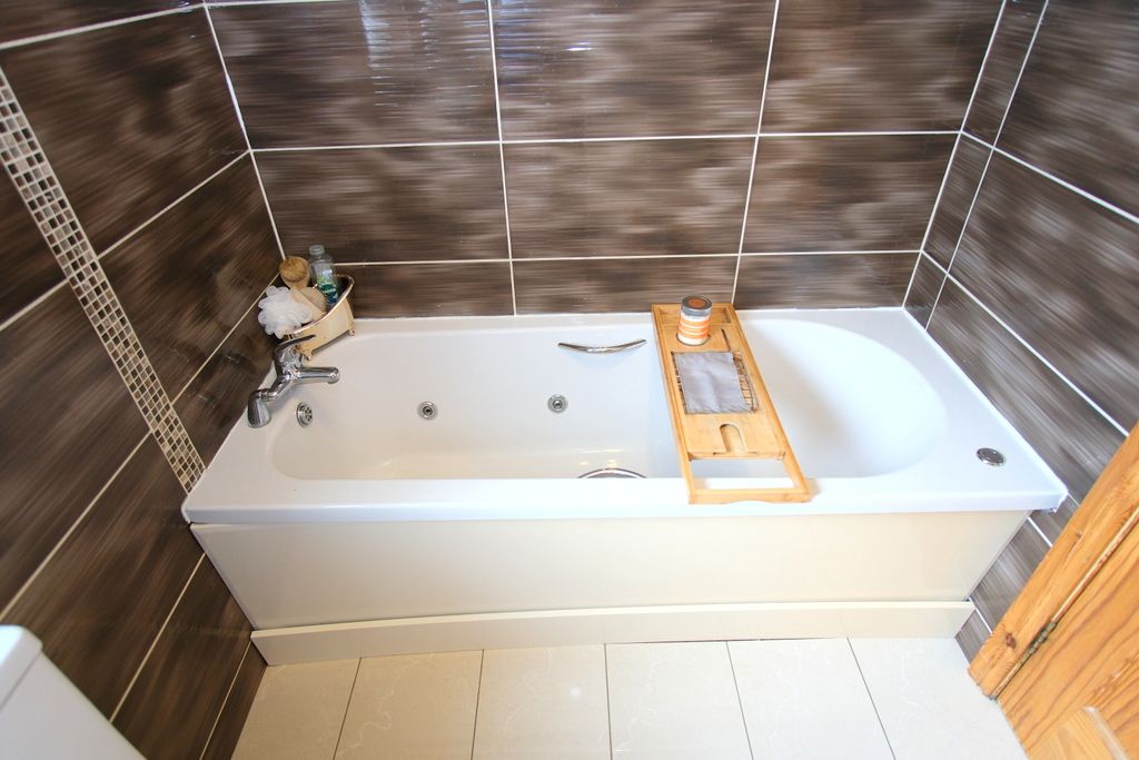 30 Park Court, Grange Rath, Drogheda, 4 Bedrooms Bedrooms, 0 ,3 BathroomsBathrooms,Residential,For Sale,30 Park Court, Grange Rath,0,1857 30 Park Court, Grange Rath, Drogheda, 4 Bedrooms Bedrooms, 0 ,3 BathroomsBathrooms,Residential,For Sale,30 Park Court, Grange Rath,0,1857
