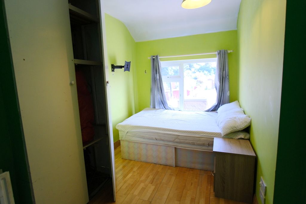 14 Priests Lane, Drogheda, 3 Bedrooms Bedrooms, 0 ,1 BathroomBathrooms,Residential,For Sale,14 Priests Lane,0,1858 14 Priests Lane, Drogheda, 3 Bedrooms Bedrooms, 0 ,1 BathroomBathrooms,Residential,For Sale,14 Priests Lane,0,1858