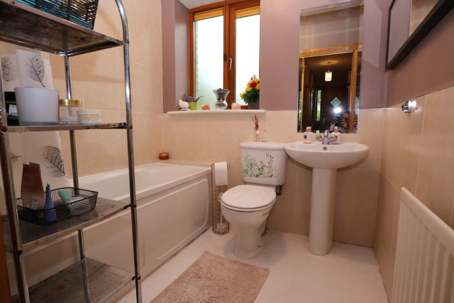 6 Park Glen, Grange Rath, Drogheda, 2 Bedrooms Bedrooms, 0 ,2 BathroomsBathrooms,Apartment,For Sale,6 Park Glen, Grange Rath,0,1859 6 Park Glen, Grange Rath, Drogheda, 2 Bedrooms Bedrooms, 0 ,2 BathroomsBathrooms,Apartment,For Sale,6 Park Glen, Grange Rath,0,1859
