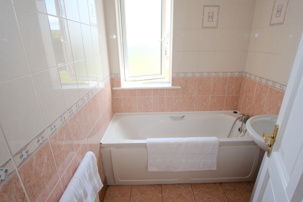 18 The Hawthorns, Duleek, A92 E4P5, 5 Bedrooms Bedrooms, 0 ,3 BathroomsBathrooms,Residential,For Sale,18 The Hawthorns,0,1863 18 The Hawthorns, Duleek, A92 E4P5, 5 Bedrooms Bedrooms, 0 ,3 BathroomsBathrooms,Residential,For Sale,18 The Hawthorns,0,1863
