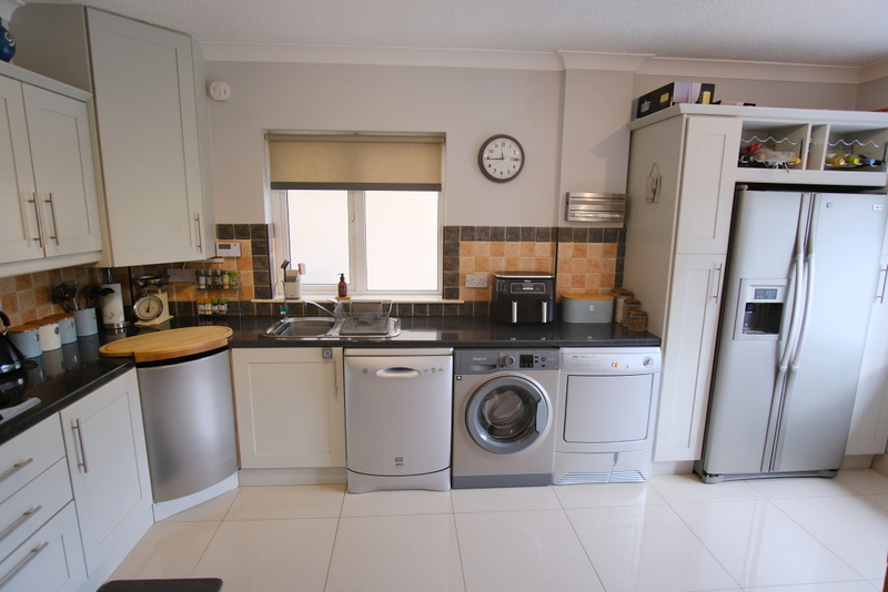 25 Sienna, Drogheda, A92 FV50, 3 Bedrooms Bedrooms, 0 ,2 BathroomsBathrooms,Apartment,For Sale,Sienna,0,1867 25 Sienna, Drogheda, A92 FV50, 3 Bedrooms Bedrooms, 0 ,2 BathroomsBathrooms,Apartment,For Sale,Sienna,0,1867